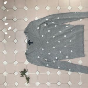 Tommy Hilfiger sweater! Only worn a couple times!